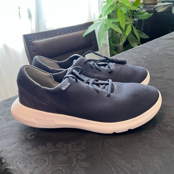 Kizik slip on navy blue unisex shoes men 10.5 women 12 - Picture 1 of 12